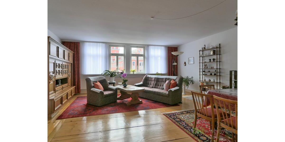 (EF1260_M) Gotha: Gotha, große möblierte Wohnung in historischem Stadthaus direkt am Hauptmarkt - Etagenwohnung Gotha Gotha | Angebot:26213477