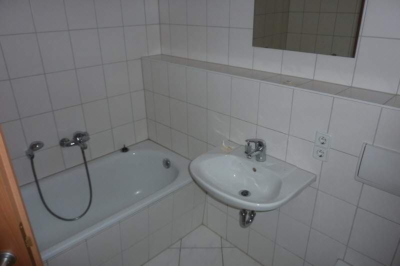 Bad mit Wanne