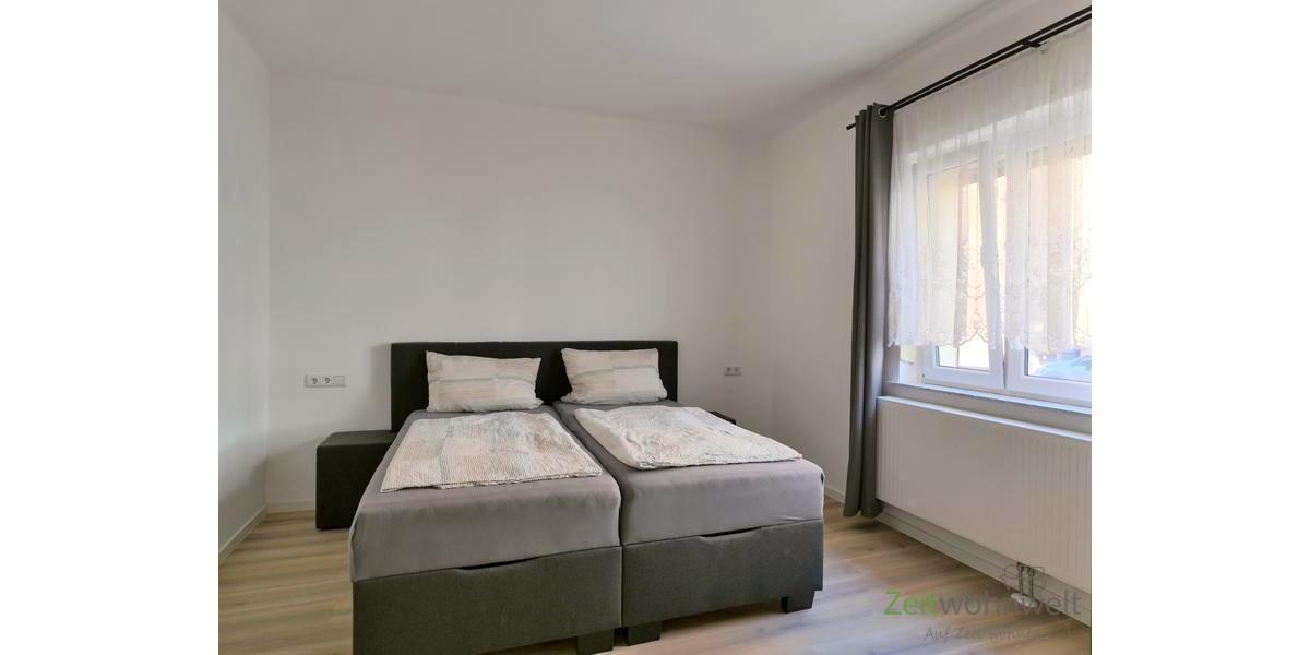 Blick ins Schlafzimmer