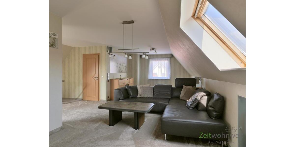 große Wohnlandschaft im Wohnzimmer