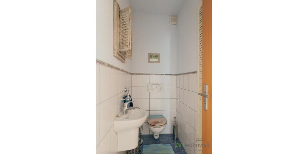 separates Gäste-WC