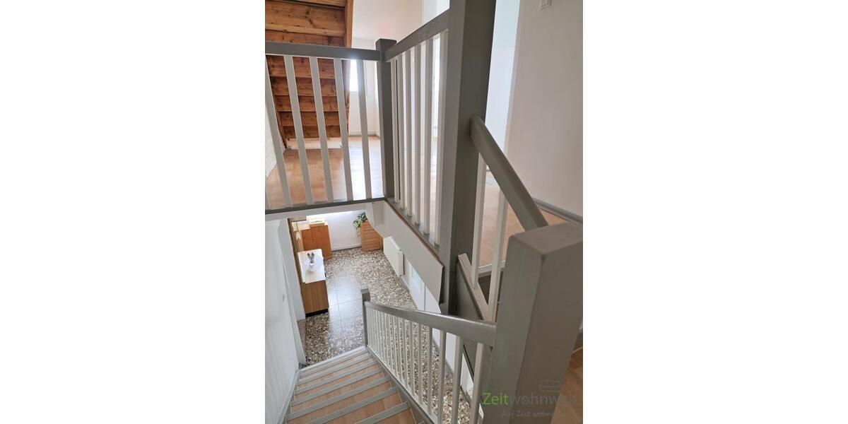 Treppenhaus in die untere Etage