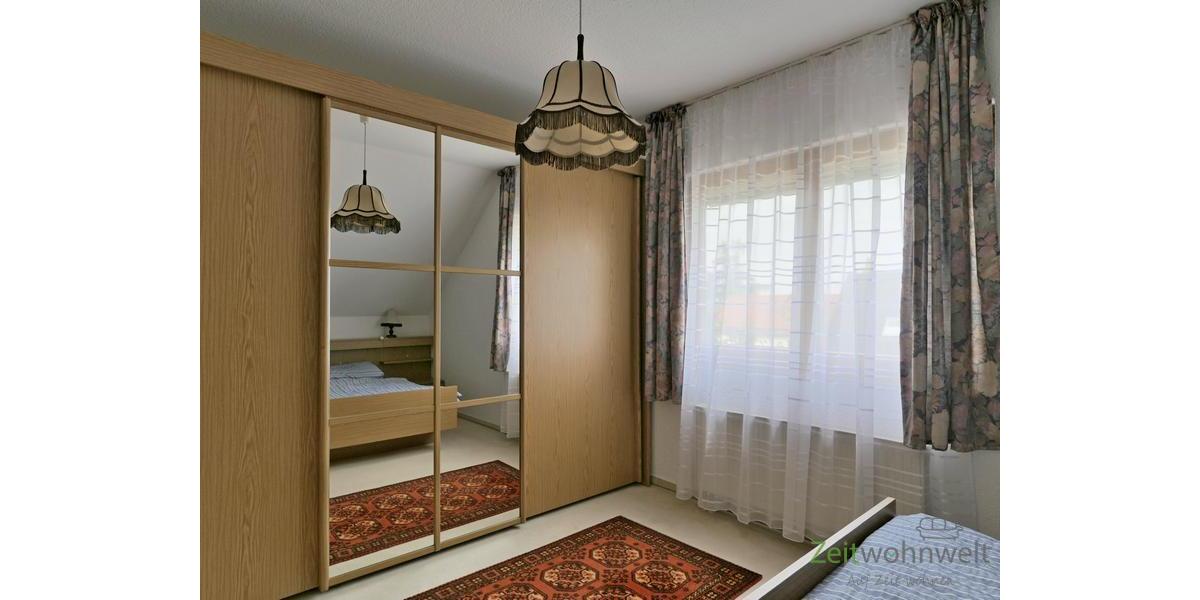 verspiegelter Kleiderschrank