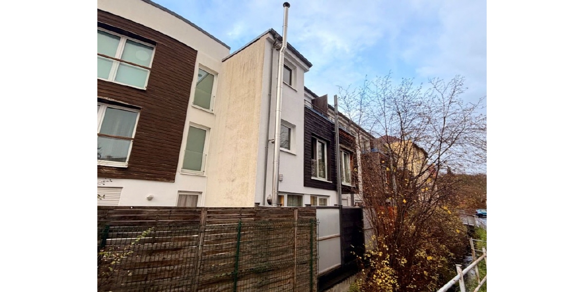 Straßenansicht