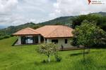COSTA-RICA: 450 m² neues Haus mit wunderschöner Sicht, Indoor-pool und 70 m2 Garten bei Atenas - Ferienhaus Costa Rica | Angebot:2885931